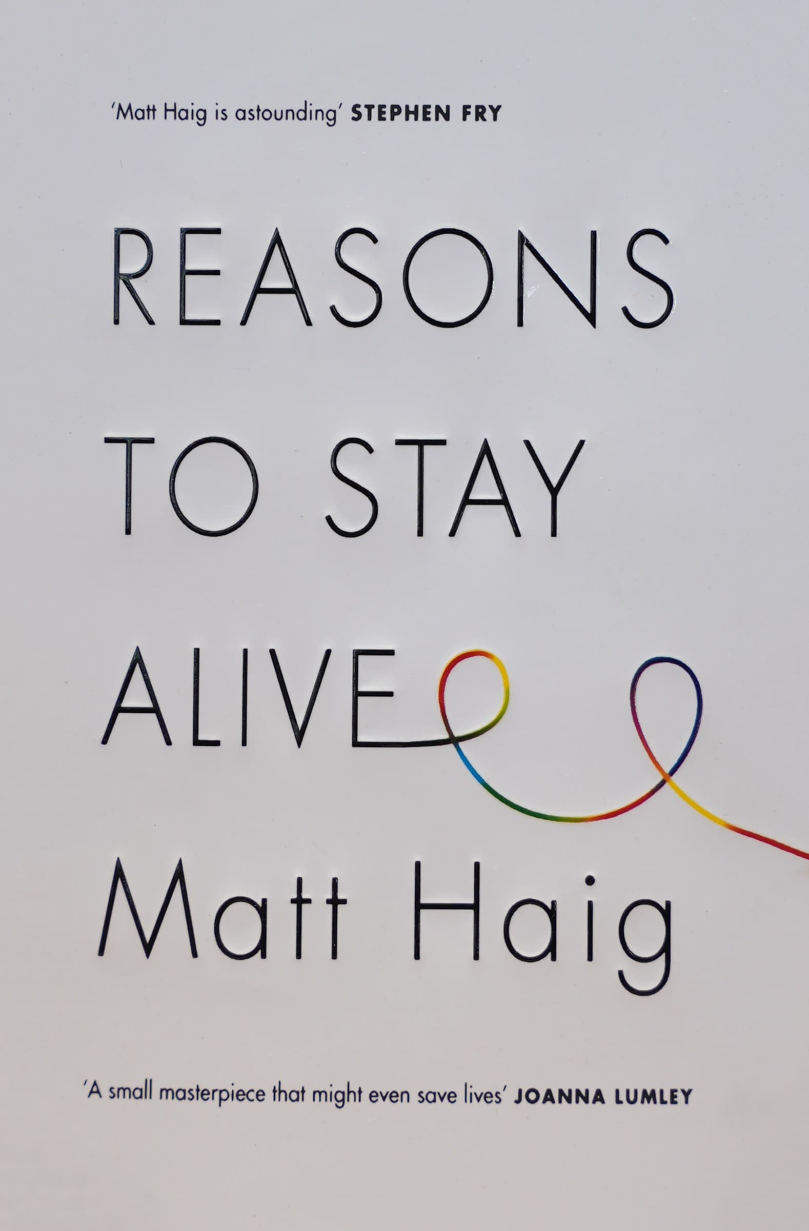 Reasons to stay Alive muqovasi